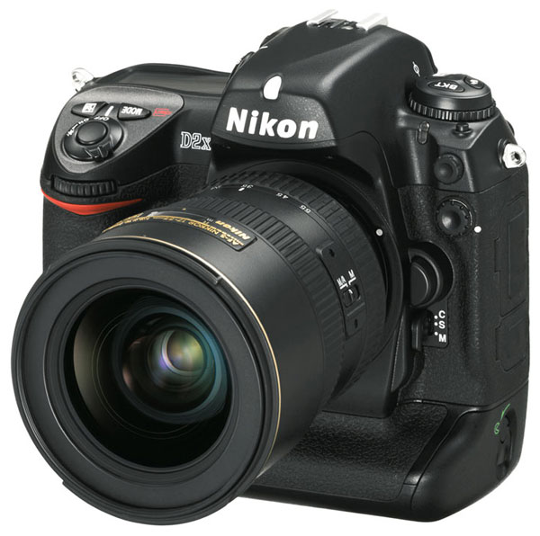 Nikon D2X