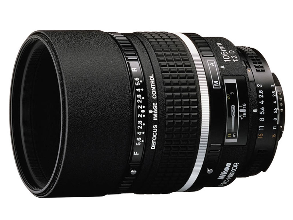 Nikon AF DC-Nikkor 105mm f/2D