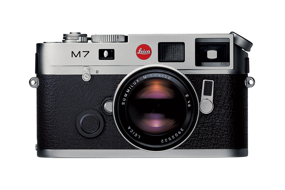 Leica M7 (0.72x) silver camera or lens
