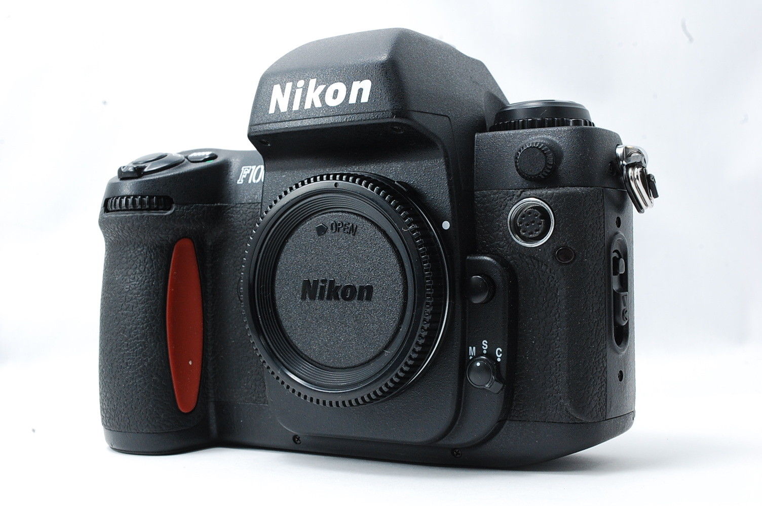 Nikon F100