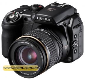 Fuji FinePix S9600 camera or lens