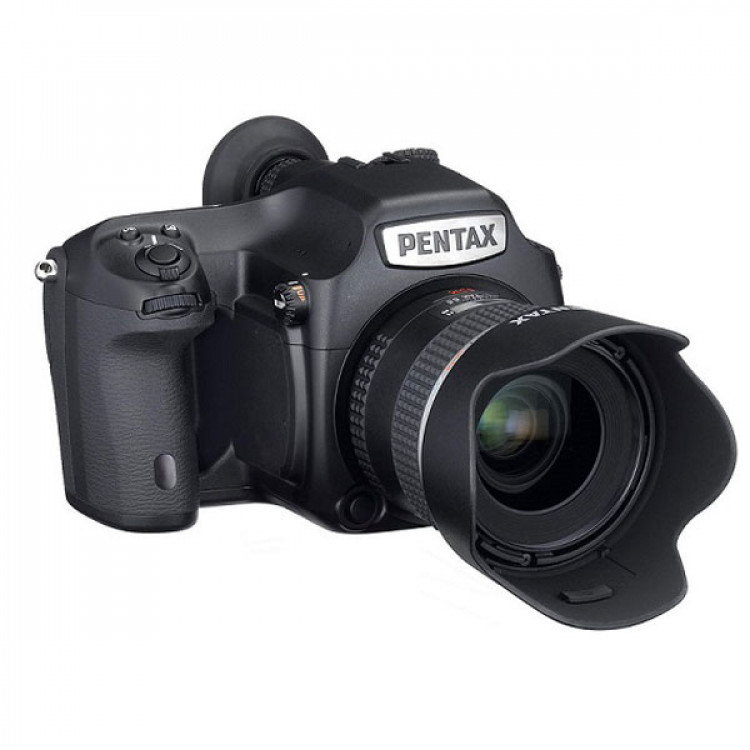Pentax 645Z camera or lens