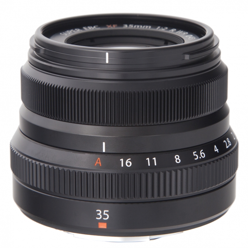Fujifilm XF 35mm f/2 R WR