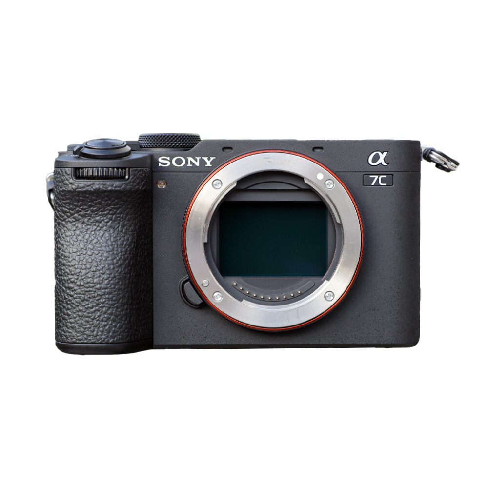Sony ILCE-7CM2 camera or lens