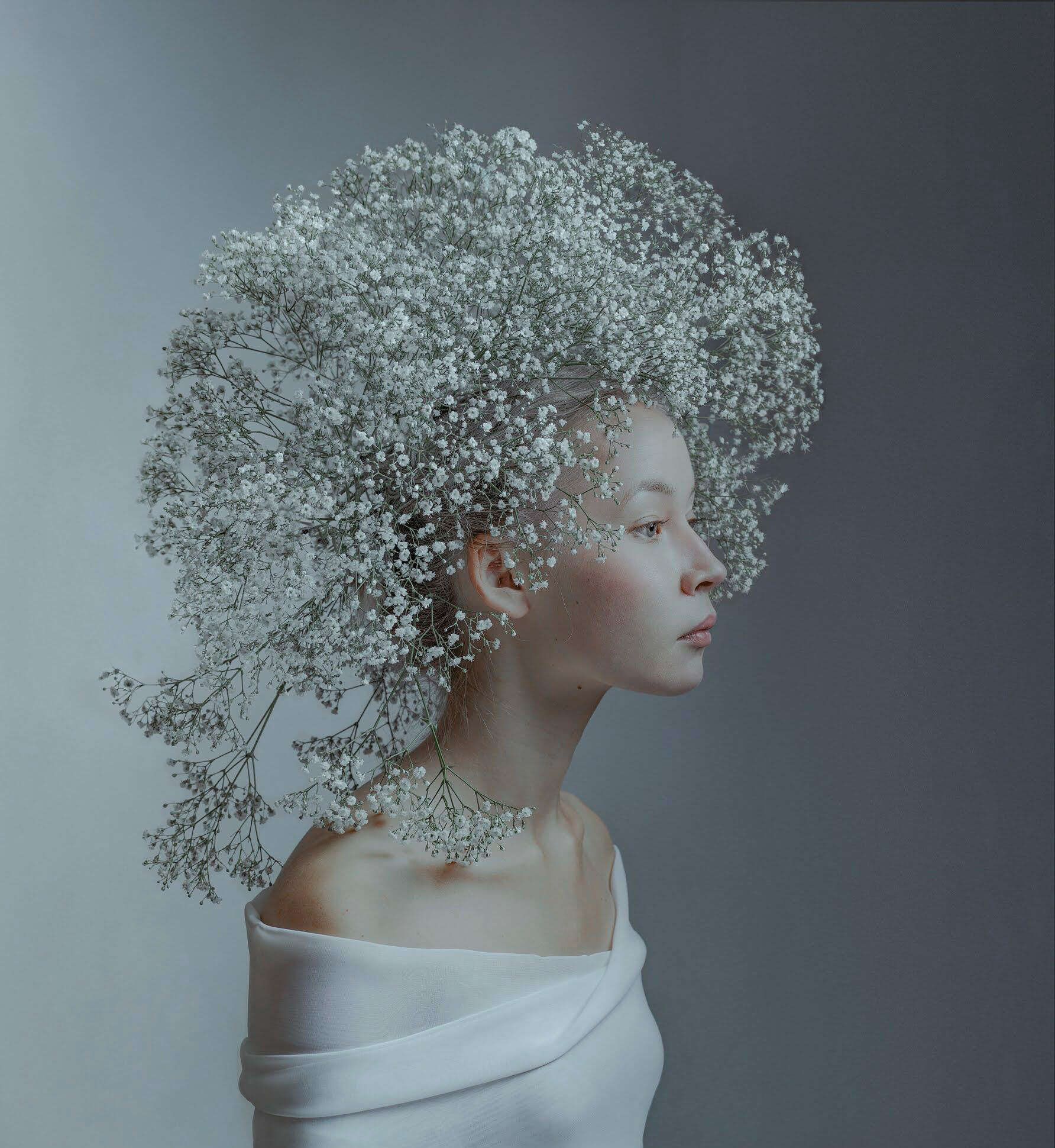 Female Portrait with Flowers Contest Rules - 35AWARDS