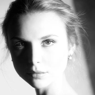 Жалаңаш Ева Авеева