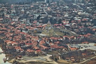 Светицховели - кафедральный патриарший храм Грузинской православной церкви в Мцхете, который на протяжении тысячелетия являлся главным собором всей Грузии. Храм в современном виде существует с 1010 года.