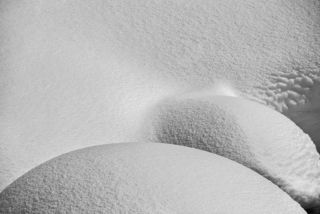 Сугробы реки Амзас. Кузнецкий Алатау