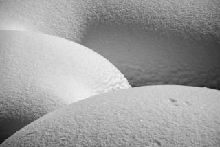 Сугробы реки Амзас. Кузнецкий Алатау