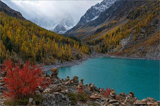 Нижнее Шавлинское озеро.