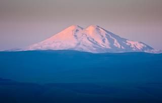 6 утра, солнце только-только поднялось над горизонтом