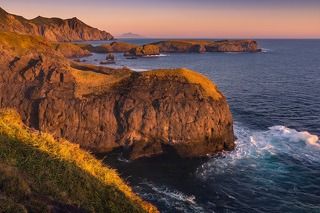 Вид на мыс Край света на о.Шикотан. Рассвет