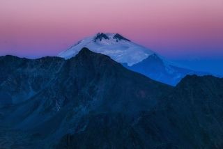 Эльбрус погружается