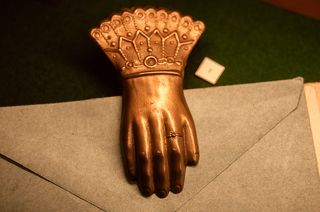 Чеховское пресс-папье