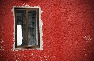 заброшенное здание отеля в горах Испании