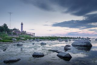 Шепелевский маяк. Каравалдайский полуостров. Финский залив.