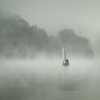 This Artwork is inspired by a poem written by Su Dongpo, a poet from the Song Dynasty. The photographer seeks to express peace and harmony that is brought to life by nature.