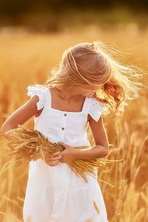 Фотосессия в пшеничном поле с невроятной девочкой Алиной-Викторией:) Добро пожаловать в мой IG: @chupikonastya