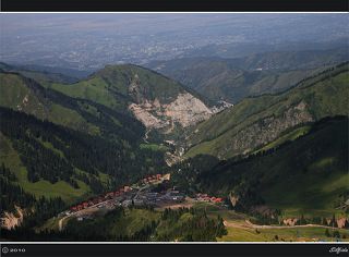 Вид на горнолыжную базу \