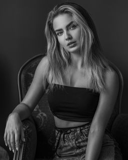 Photo : Mh_shabani / Model : Zahra Beiknezhad