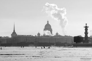 Пешеходная река Нева