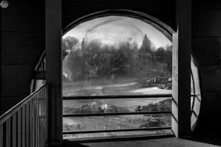 Из затёртого окна