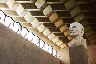 Ленин и потолок