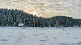 03 … однако, на нём тоже есть одиночные домики