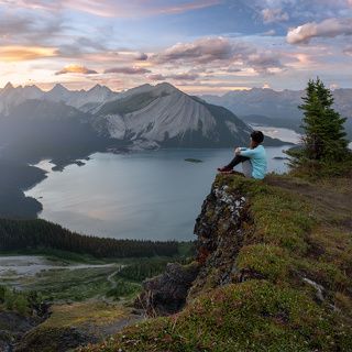 Вечерние думы. Вид на озеро с перевала Саррейл