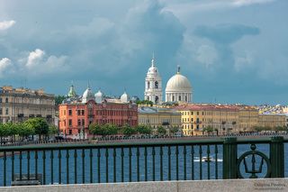 Набережная Макарова. Храм святой Великомученицы Екатерины