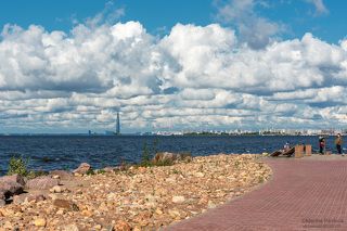 Отдых у осеннего моря...Балтийский бульвар