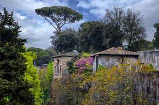 Стена Аврелиана.