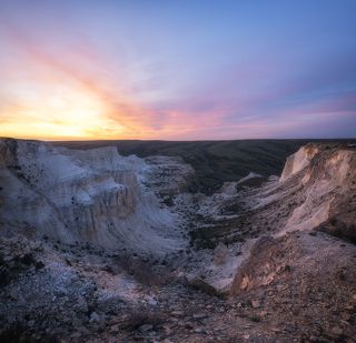 Встречая рассвет, краски природы