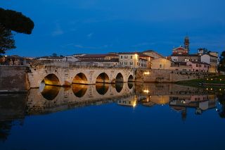 Antico ponte romano di Tiberio. Rimini.