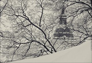 Кафедральный собор у подножия Замковой горы