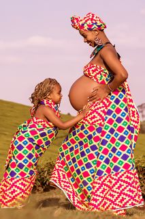 Lesso baby bump pregnancy maternity portraits lifestyle photoshoot outdoors Kiambu road tea plantations farm in Kenya East Africa