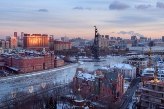 Вечер пятницы в Москве. 21.02.2025