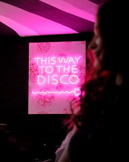 Soon Never Comes Stimulator Jones Оттенки розового