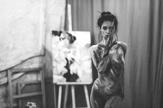 Будуарная ню фотосессия на уроке по фото с красоткой Nadzeya, все интересное здесь https://boosty.to/phototrump