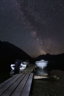 Нижнее Мультинское озеро и Млечный путь. Алтай