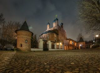 Ноябрьский вечер в Крутицком подворье