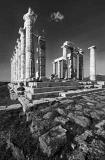 Temple of Poseidon5 b&w