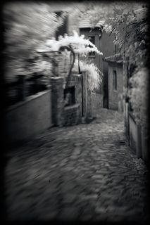 Вот эта улица ..вот этот дом..