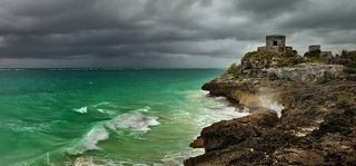 Тулум - город цивилизации майя доколумбового периода, когда то служивший портом для города Коба.