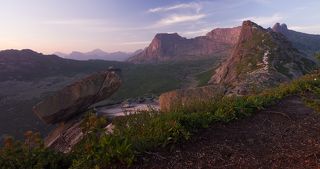 Висячий камень и Спящий Саян.