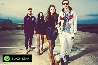 LOOKBOOK FOR BLACK STAR