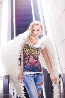 Там есть конечно солнце
Оранжевое солнце