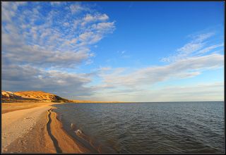 У озера Зайсан