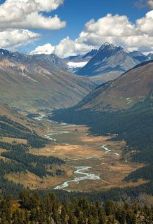 по реке проходит граница России и Казахстана