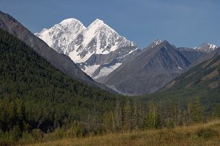 Белуха и Делоне. Снято в долине р. Иедыгем, Алтай. Август 2010 г.
